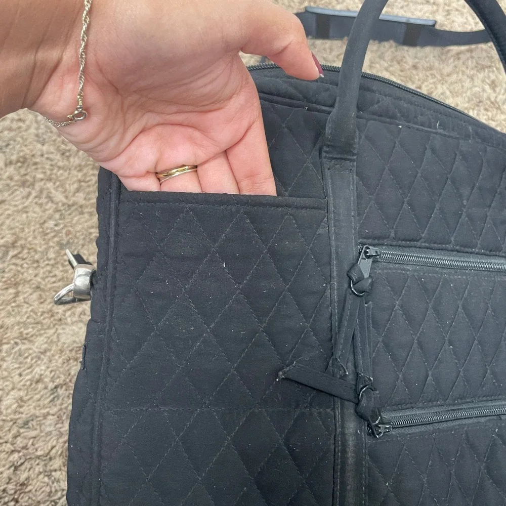 Vera Bradley Black Quilted Microfiber Laptop Messenger Bag Work Briefcase‎ READ